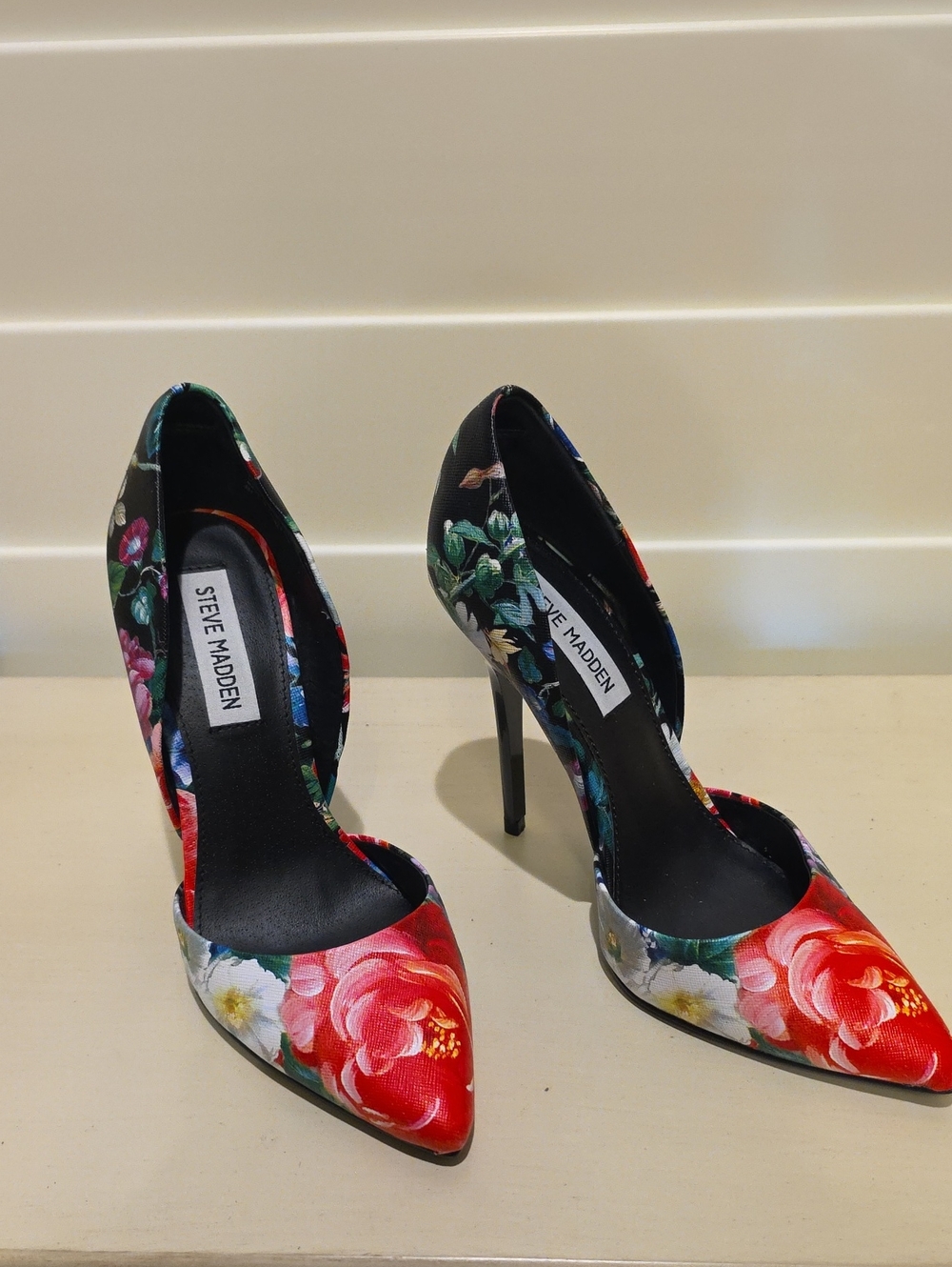 Steve Madden Red Floral Pointed-Toe Stiletto Heels